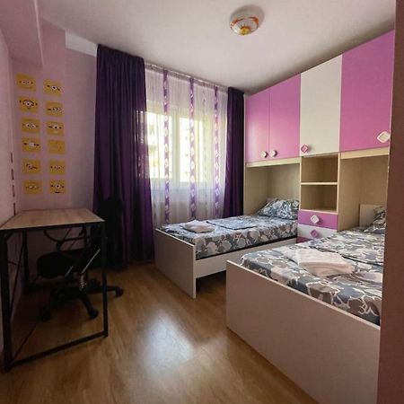 Appartamento Cerna Apartament Braşov Esterno foto